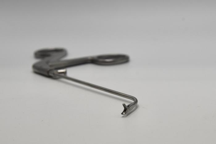 Used KARL STORZ 651251FL RHINOFORCE II KUHN FORCEPS 90° UPTURNED LEFT SIDE OPENING