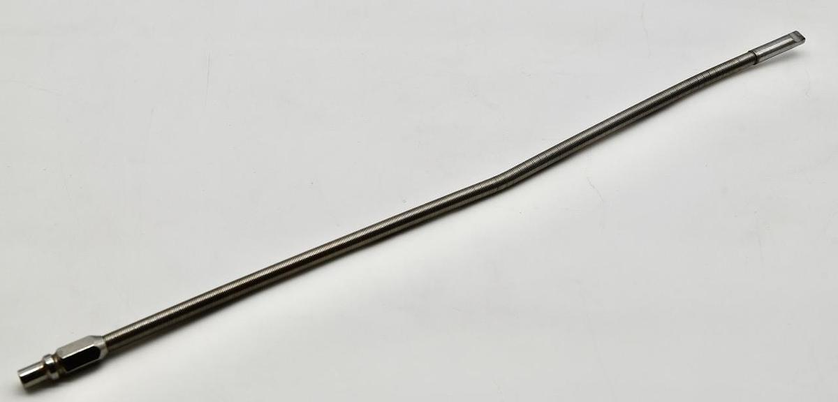 Used SYNTHES 351.440 FLEXIBLE SHAFT, 8 DIA X 440MM LENGTH, FOR UNIVERSAL NAIL REAMING INSTRUMENT SET