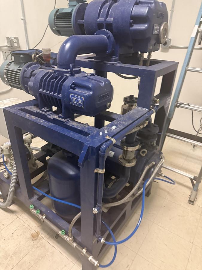 Used Pharmaceutical Machinery co. Distillation Machine