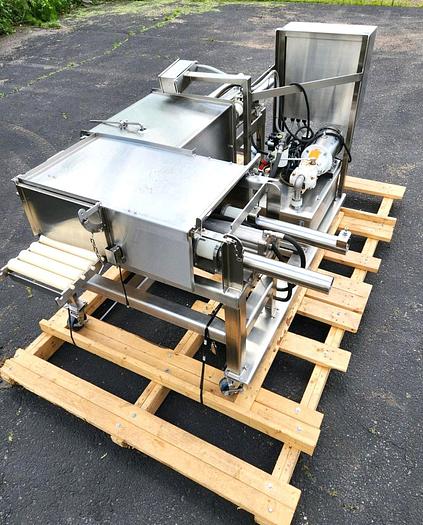 Used Loos 2-Way Stainless Steel Sanitary Cheese Cutting System Self Contained