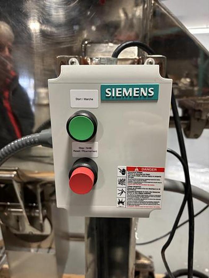 Used Approx 5 Cu Ft Stainless Steel Double Ribbon Blender