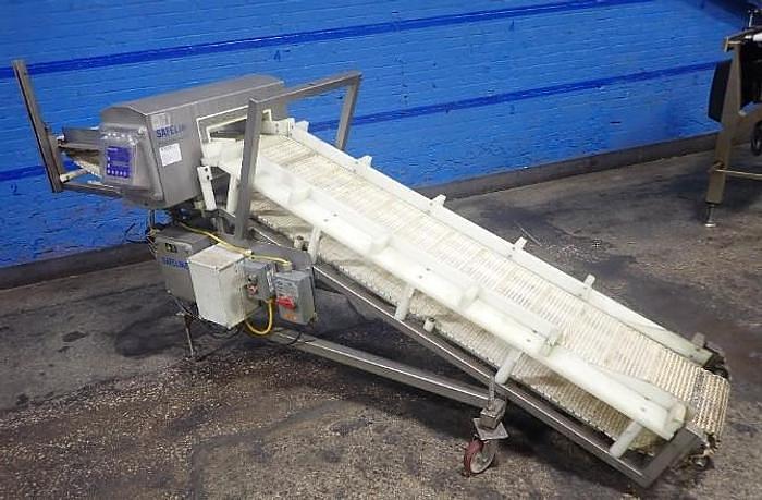 Used Mettler Toledo Safeline Metal Detector Incline Cleated Belt 14 Inches X 4 Inches High Aperture