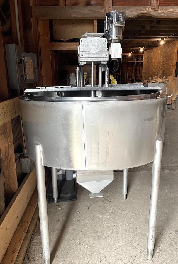 Used 100 Gallon Double Wall Stainless Steel Sanitary Scrape Surface Agitated Surge Tank