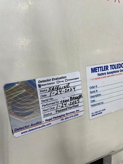 Used Mettler Toledo Safeline Metal Detector 4 Inch X 34 Inch Apparature