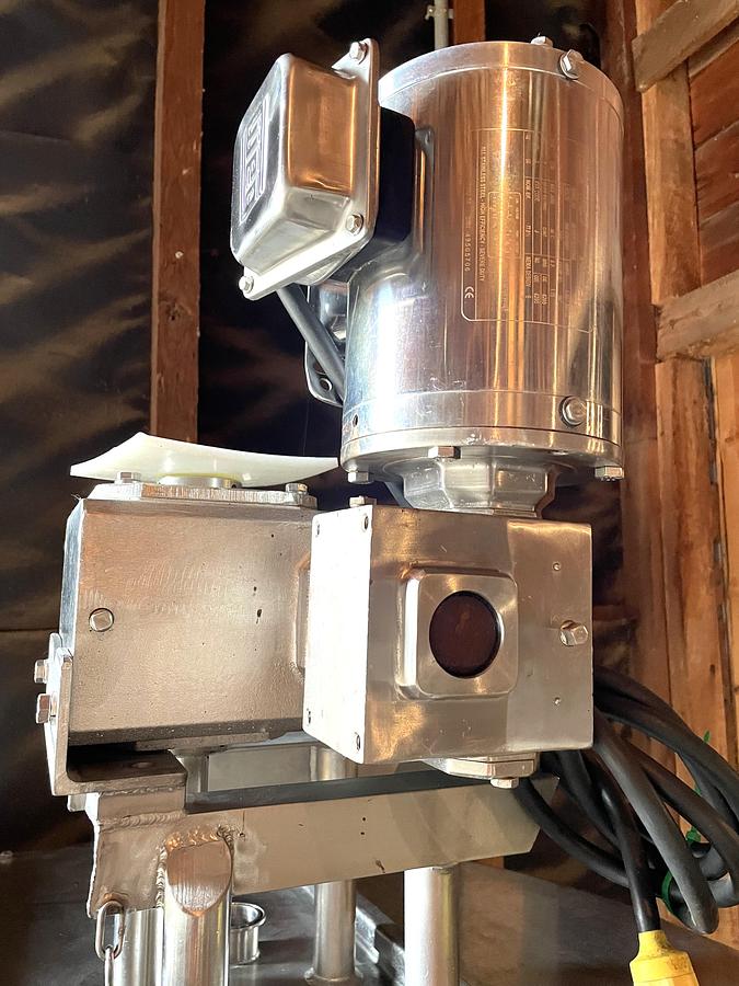 Used 100 Gallon Double Wall Stainless Steel Sanitary Scrape Surface Agitated Surge Tank