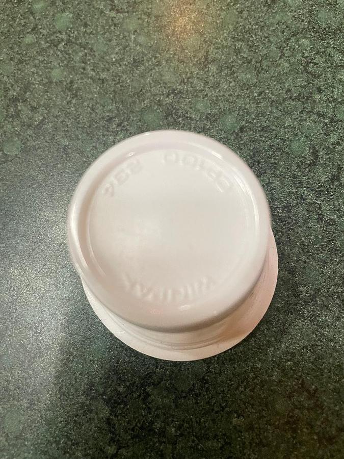 Used Modern Packaging Rotary Cup Filler Model SR-8-DC Change Parts 2oz and 3 1/2oz