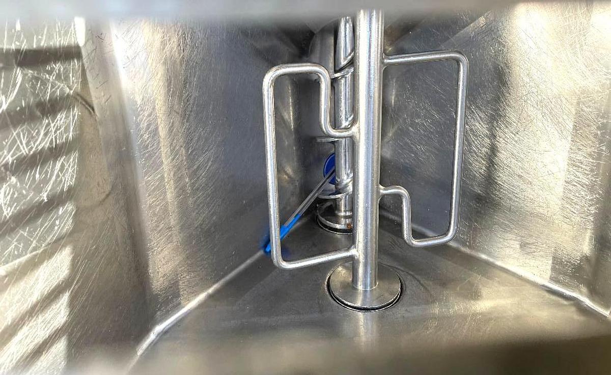 Used MARCHANT SCHMIDT STAINLESS STEEL SANITARY INCLINE SCREW FEEDERS 3 INCH