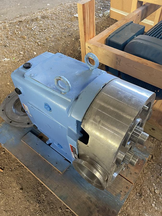 Used Waukesha Model 220 Pump
