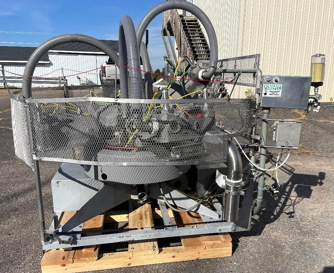 Used Cryovac 8610 Rotary Vacuum 4 Chamber Packaging Machine