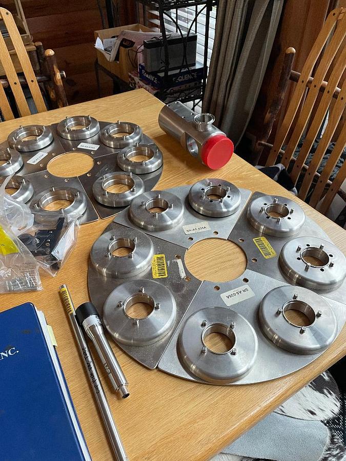 Used Modern Packaging Rotary Cup Filler Model SR-8-DC Change Parts 2oz and 3 1/2oz