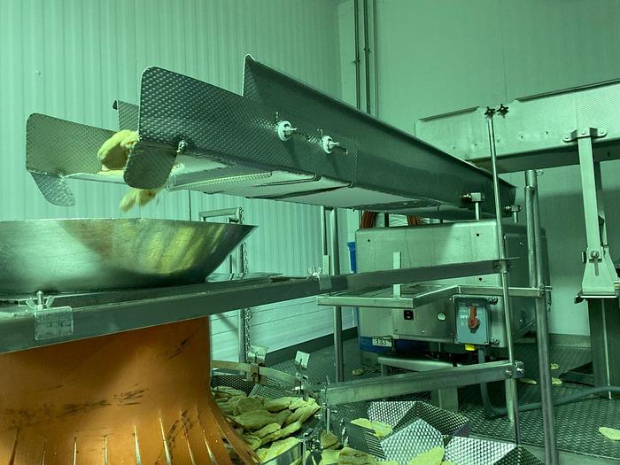 Used Vibratory Scale Feeder 16 Inches Wide X 112 Inches Long Stainless Steel Sanitary