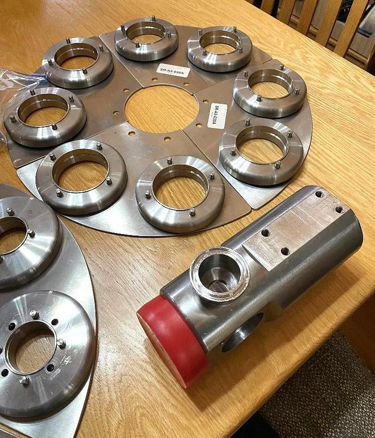 Used Modern Packaging Rotary Cup Filler Model SR-8-DC Change Parts 2oz and 3 1/2oz