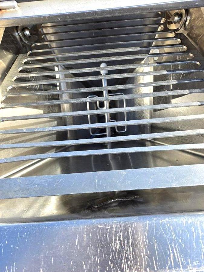 Used MARCHANT SCHMIDT STAINLESS STEEL SANITARY INCLINE SCREW FEEDERS 3 INCH