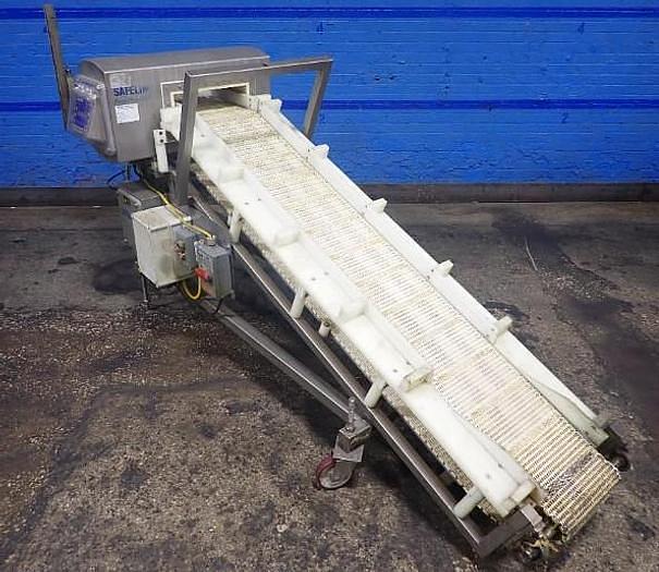 Used Mettler Toledo Safeline Metal Detector Incline Cleated Belt 14 Inches X 4 Inches High Aperture