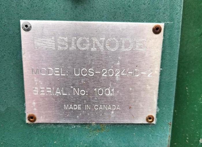 Used Signode Model UCS-2024-D-2 Top and Bottom Case Taper