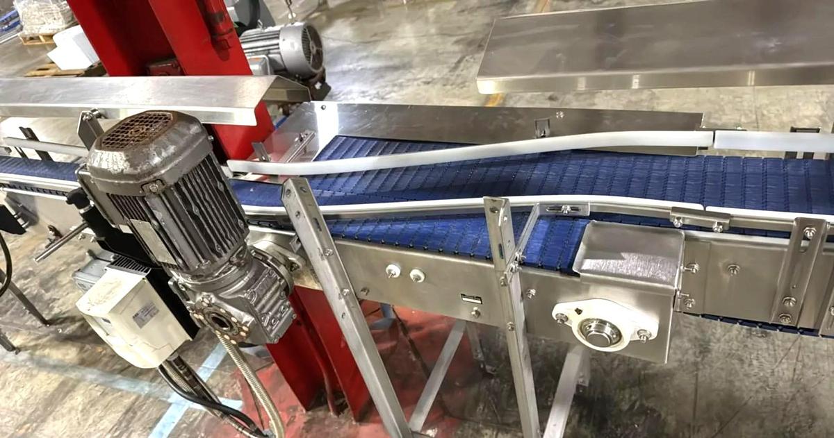 Used Stainless Steel Dual Belt Intralox Accumulating Conveyor 7.5 Inches X 137 Inches 4.5 Inches X 110 Inches