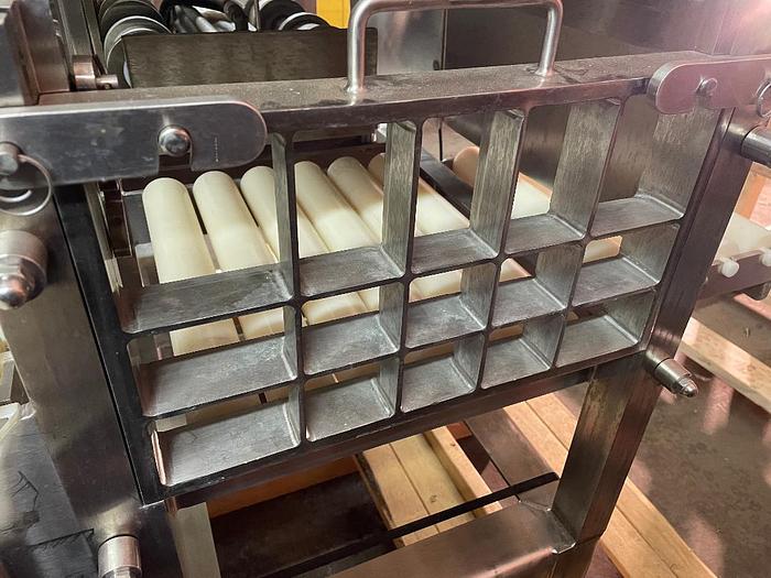 Used Loos 2-Way Stainless Steel Sanitary Cheese Cutting System Self Contained