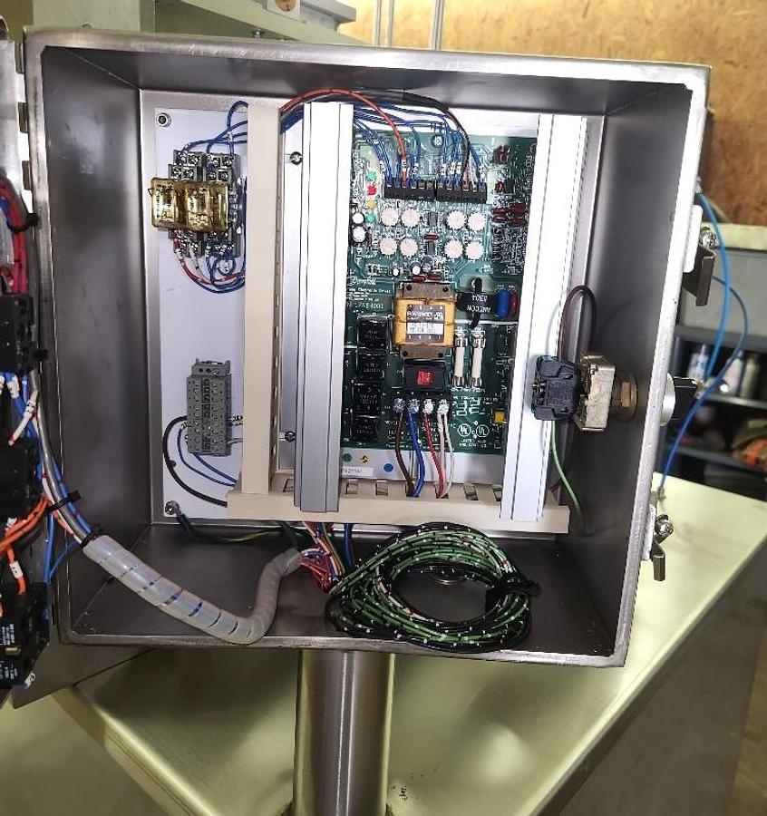 Used World Cup Filler Model 12-32 Rotary Cup Filler Lidder