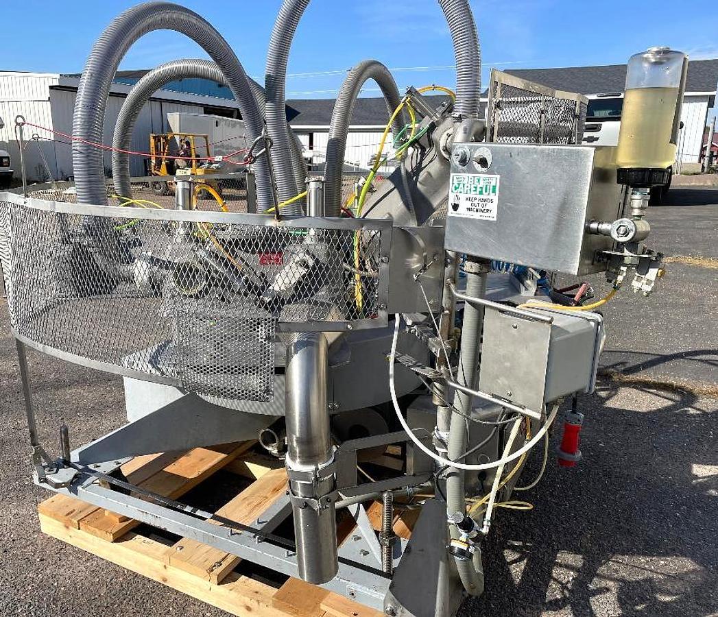 Used Cryovac 8610 Rotary Vacuum 4 Chamber Packaging Machine