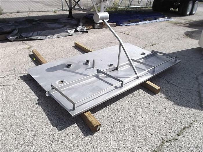 Used 200 CU FT Stainless Steel Sanitary Liquids/Powder Paddle/Ribbon Blender