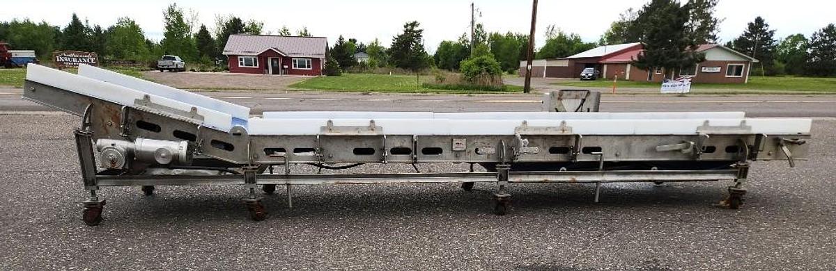 Used AMFEC 30 Inches Wide X 216 Inch Cleated Blue Belt Pack Off Conveyor Stainless Steel