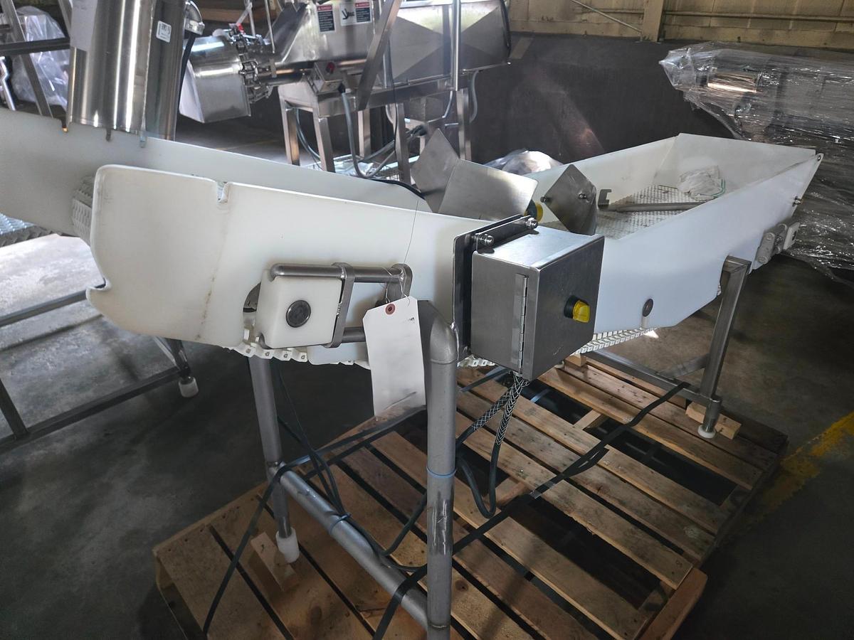 Used Cryovac 8610 Rotary Vacuum 4 Chamber Packaging Machine