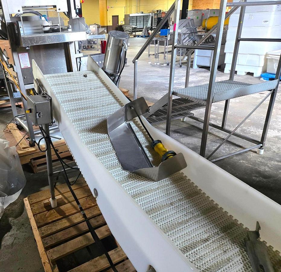 Used Cryovac 8610 Rotary Vacuum 4 Chamber Packaging Machine