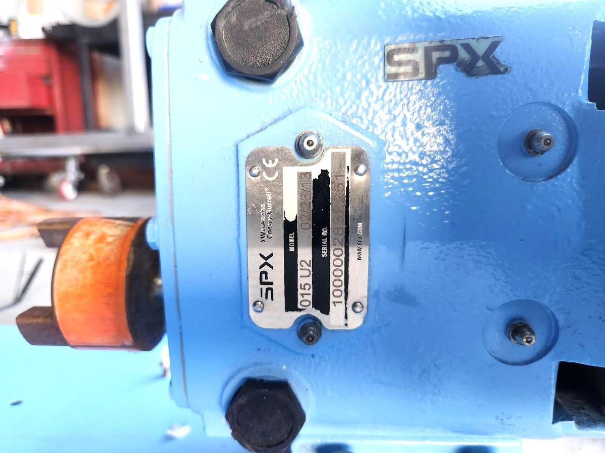 Used Waukesha/SPX Size 015 Universal Rotary Lobe Jacketed Positive Displacement Pump