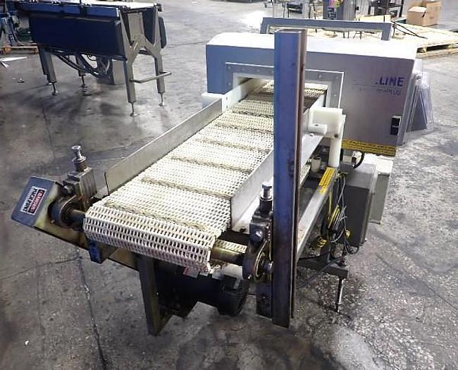 Used Mettler Toledo Safeline Metal Detector Incline Cleated Belt 14 Inches X 4 Inches High Aperture