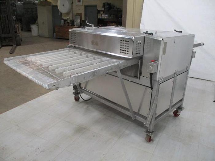 Used Bridge Con-Vey Cuber; Md#CC40, 40" product belt