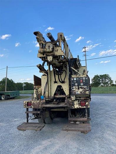 Used 2000 Ingersoll-Rand T3W Drill Rig
