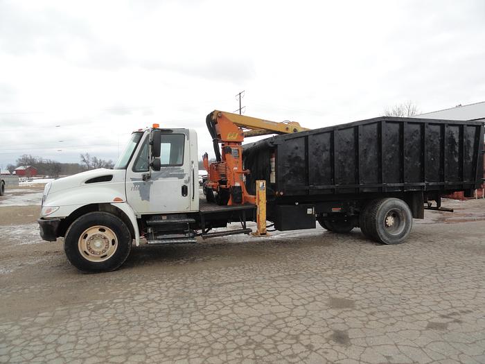 Used 2004 International / Peterson  4300 / TL