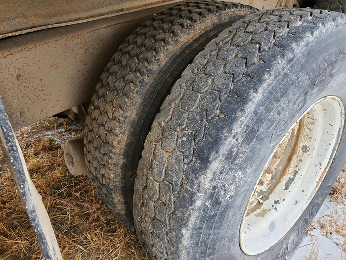 Used 1986 International F2574 Dump Truck