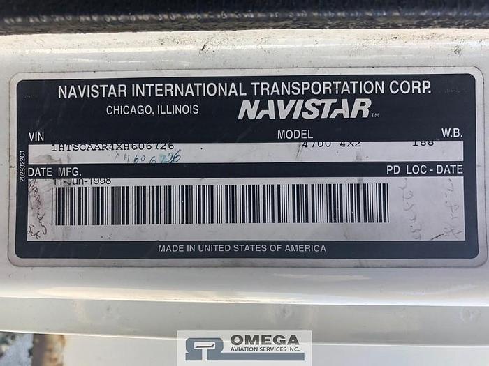 Used 1999 Global 2100LBNR Aircraft Deicer (2,100 gallon tank cap) on Navistar 4700 Chassis