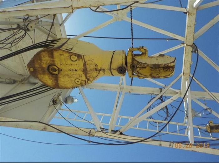 Used BDW 800-M1 / 1000 HP 350,000 lbs Pullback Drill Rig