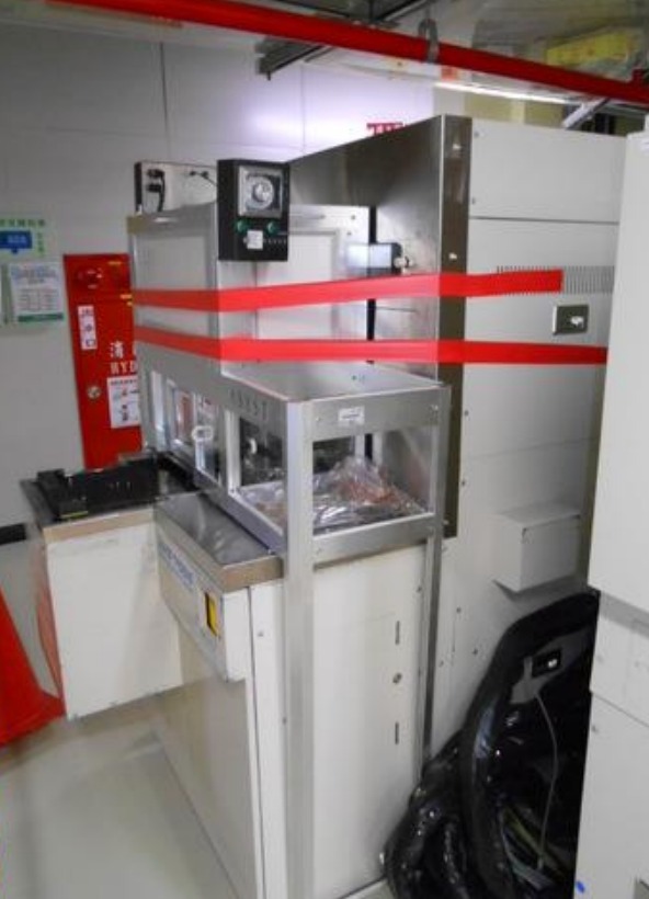 Used JEOL JWS 7555 200mm SEM