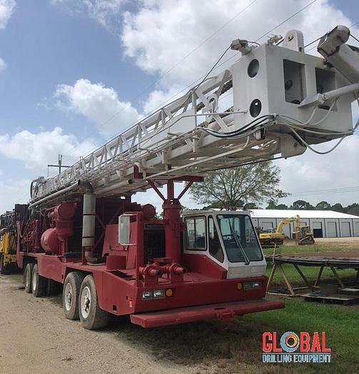 Used Item 0925 : 1983 Chicago Pneumatic Rig (CP700 Magnum)