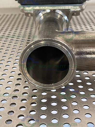 Used ITT Pure-Flo  2-316L-RA20MAX-CWP150 3 Way Diaphragm Valve w/ 2" Sanitary Fitting