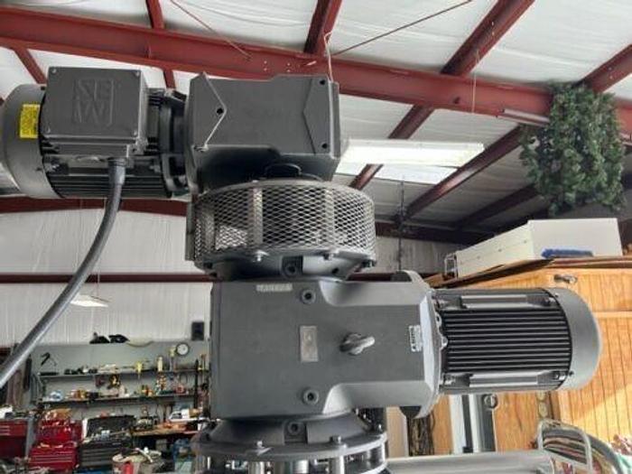 Used 300 GALLON APV DOUBLE MOTION CONE BOTTOM TANK - 316 S/S