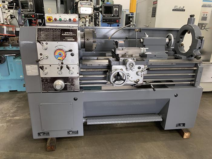 Used SHARP 17"/26" X 40" CC GAP BED ENGINE LATHE