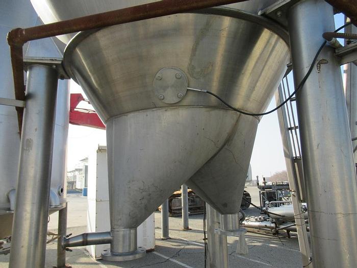 Used Silo, 600 CF, S/st, 8' x 11', Cone Btm, 72.5 PSI, #L742244