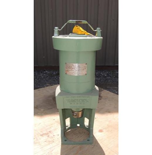 Used USED LIGHTNIN TOP ENTRY MIXER, MODEL: N 33G33, 0.33 HP