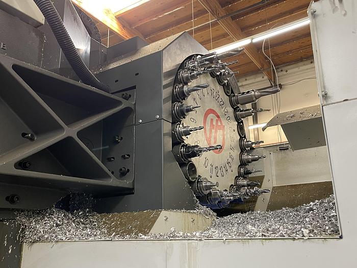 Used 2016  HAAS VF-6SS 4-Axis CNC Vertical Machining Center