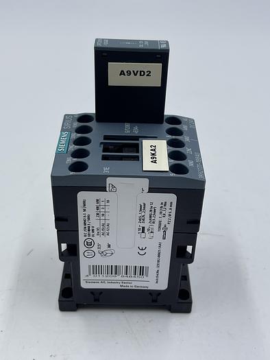 Used Siemens 3RH2131-1BB40, 3RT2916-1DG00