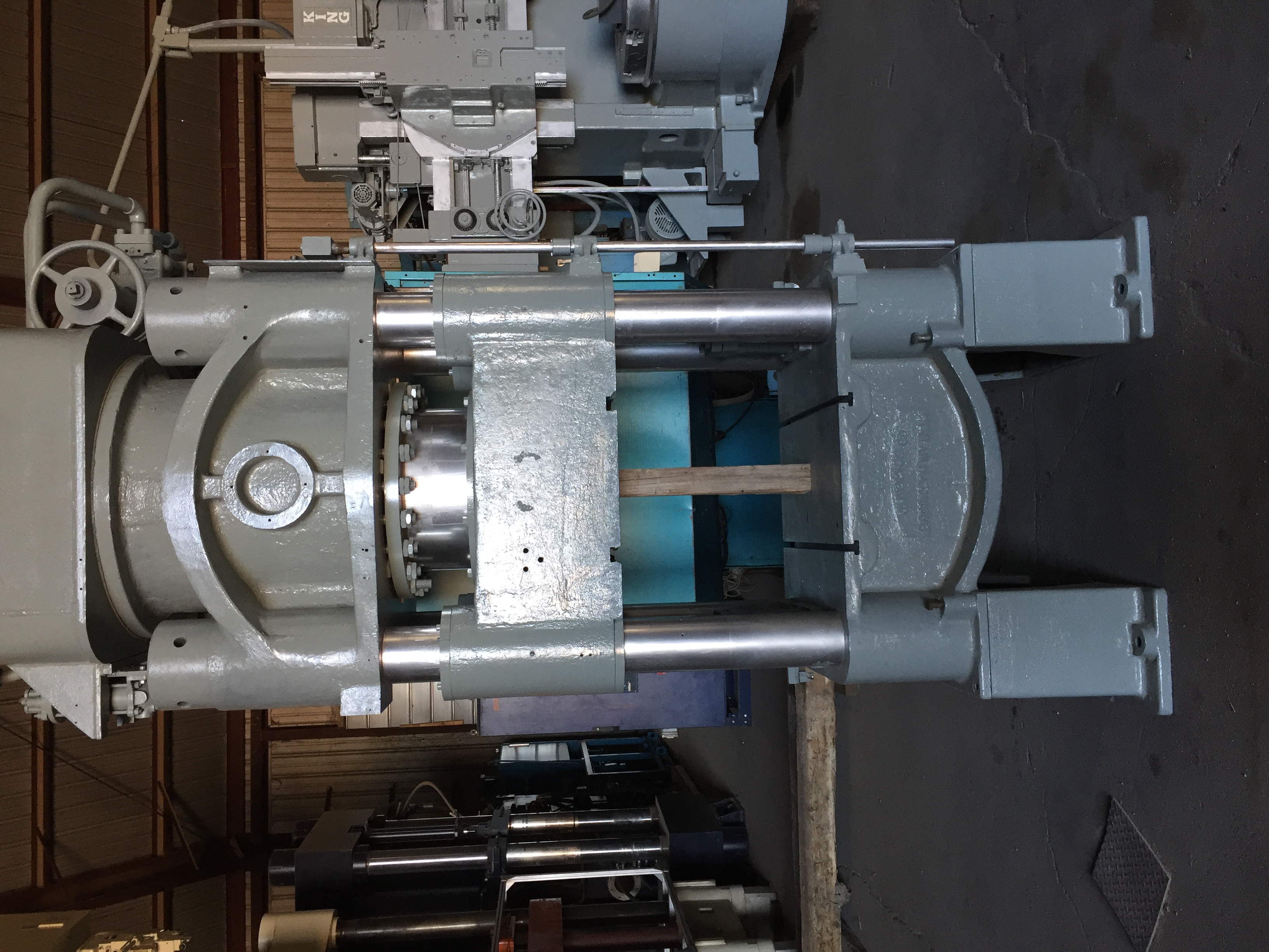 Used 350 Ton Bliss Hydraulic Press; 4 Post Down-Acting