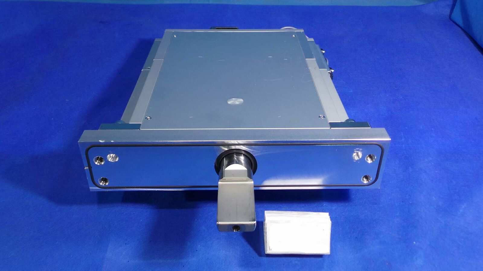 Used SMC XGT300-30-1A-X804 Valve, XGT300-30-1A-X804 / SLIT Valve / Press 10~6 Pa~atm OPE