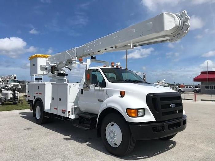 Used 2009 Ford F750 Altec AM55 60ft Over Center Bucket Truck - C94193