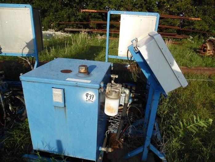 Used 2010 Pump units static