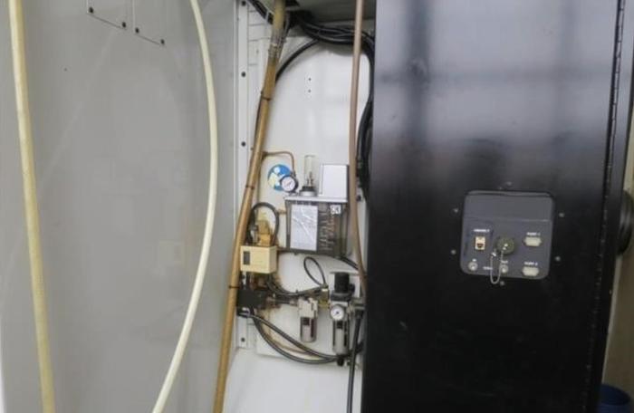 Used 2004 HURCO VMX30 Vertical Machining Center