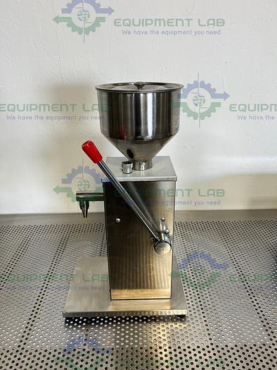 Used Stainless Steel  Liquid Filling Machine